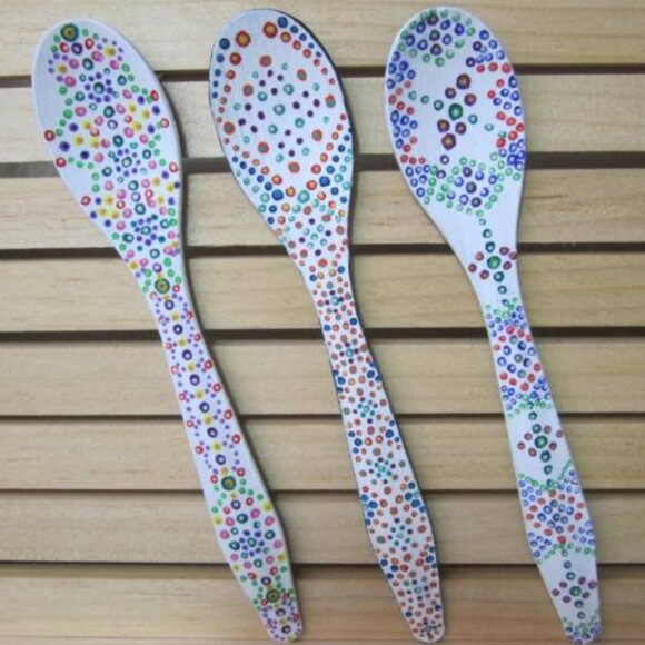 New Old World, Kitchen accents, Tea Lovers, Handcrafted, Dots, Original, Spoons - Picture 1 of 4